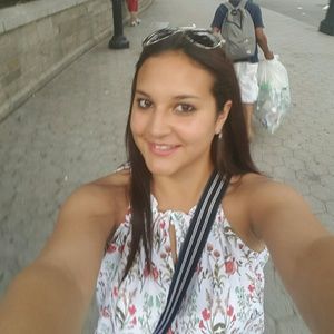 Meet your Posher, Daniela