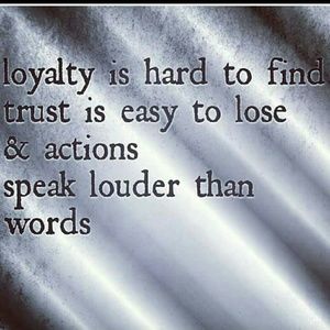 Meet your Posher, Liz