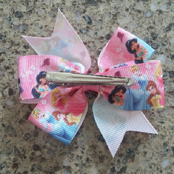 LAST DAY🍍Donating all kids items 5/10🍍 - Picture 3 of 3