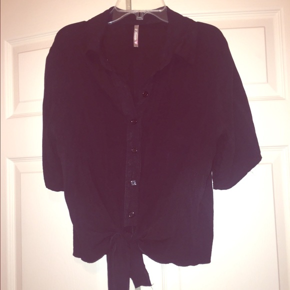 FINAL SALE!! Black button up tied top