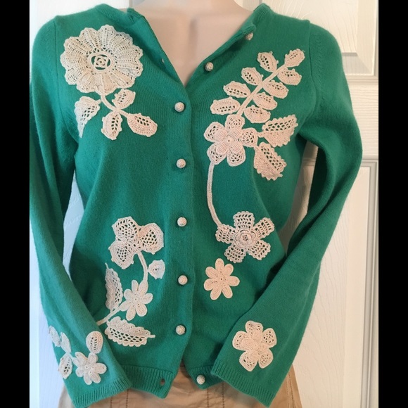 Anthropologie HWR crochet bloom cardigan sweater