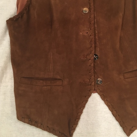 Camel colored suede vest. - Picture 3 of 4