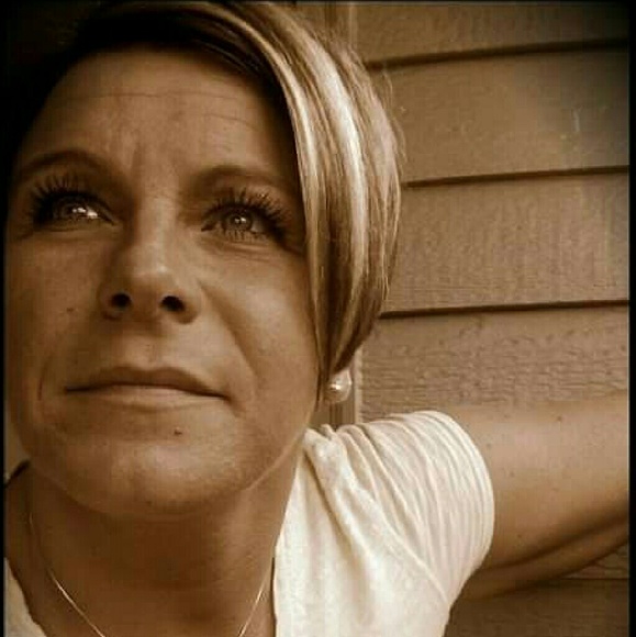 Meet your Posher, Suzie - Picture 1 of 1