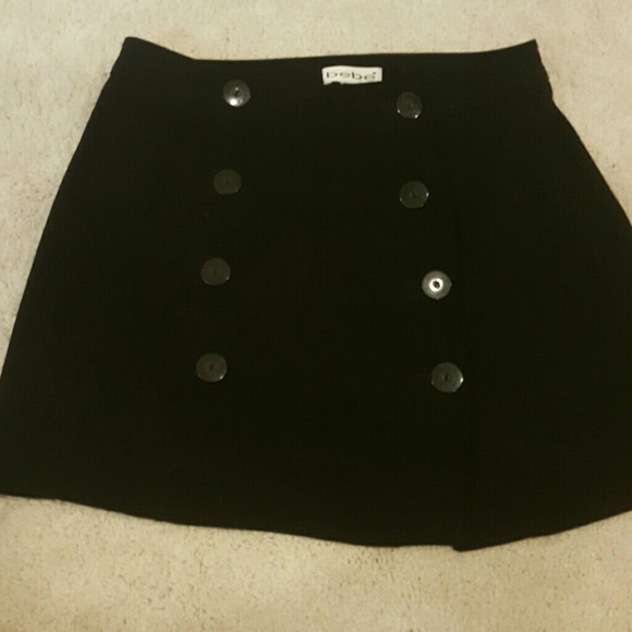 Bebe skirt