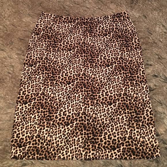 Animal print pencil skirt