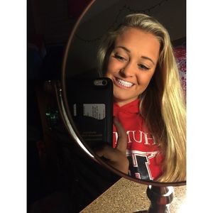 Meet your Posher, Brea