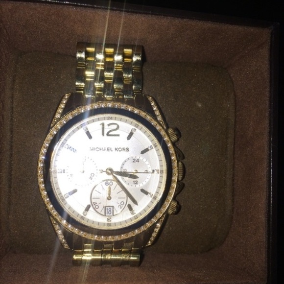 Gold Michael Kors Watch - Picture 1 of 3