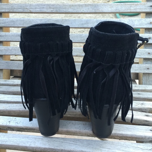 Black fringe ankle booties - Picture 2 of 5