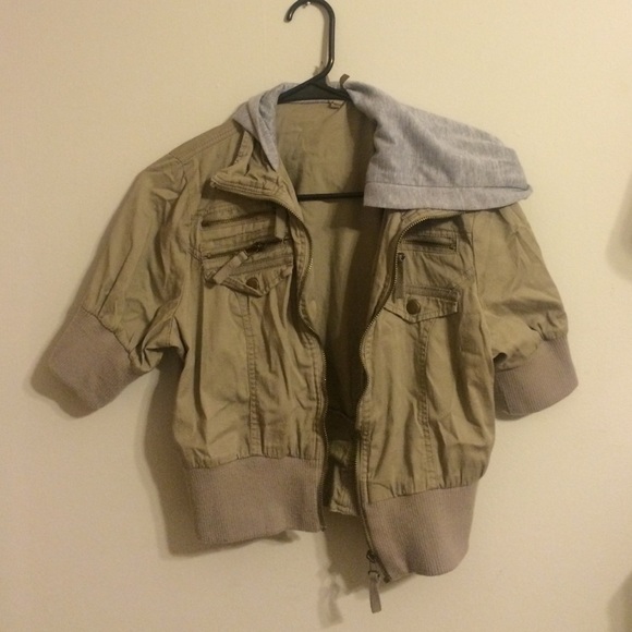 Cargo hooded jacket