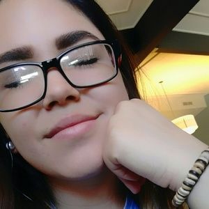 Meet your Posher, Kelsiann