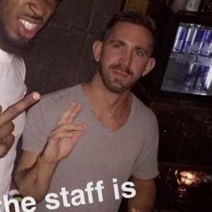 Meet your Posher, Troy