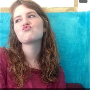 Meet your Posher, Claire