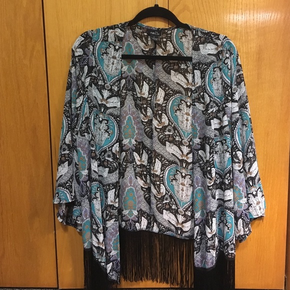 Fringed kimono