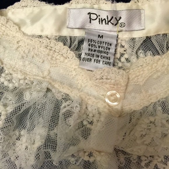 🌺gifted🌺 beautiful lace blouse sexy 🎀 - Picture 4 of 4