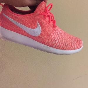 Nike shoes size 7