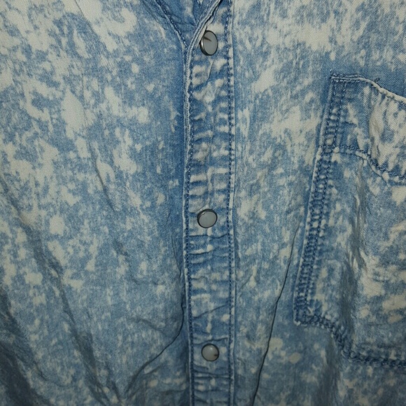 H&M Stone wash button down - Picture 3 of 3
