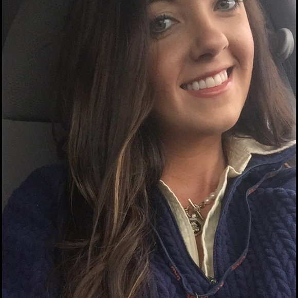 Meet your Posher, Amelia - Picture 4 of 8