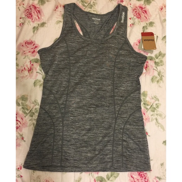 Athletic attire - Picture 1 of 2