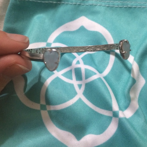 Kendra Scott bracelet