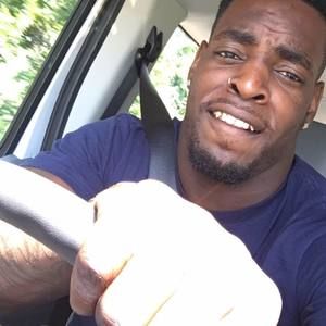 Meet your Posher, Dominic