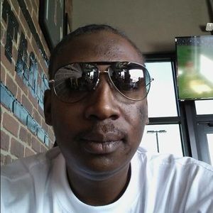 Meet your Posher, Ronnie