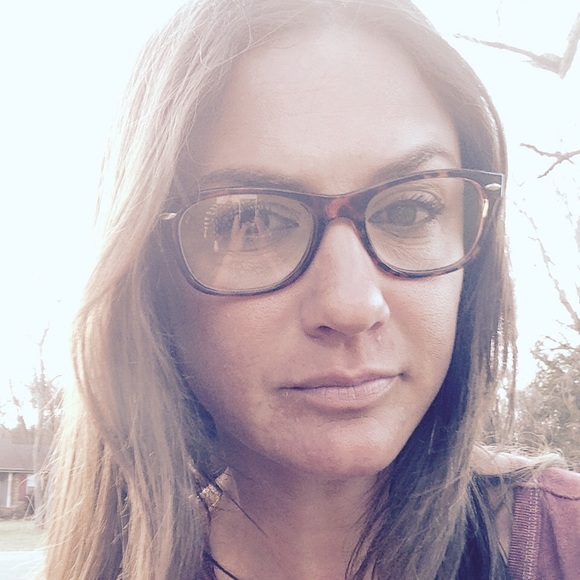 Meet your Posher, Charlotte