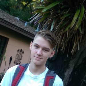 Meet your Posher, Evan