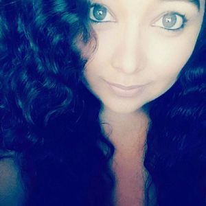 Meet your Posher, Abigail