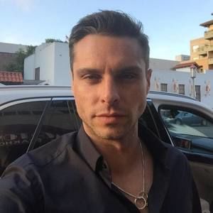 Meet your Posher, Luis