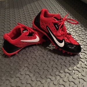 Youth boy Nike cleats size 5