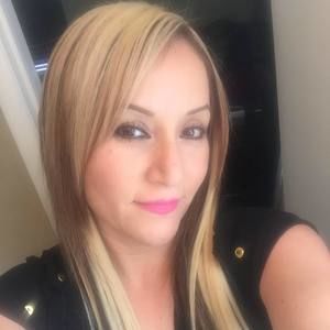 Meet your Posher, Leticia