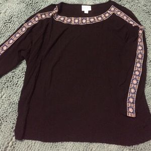 Cute Plus Size Blouse. 🌸