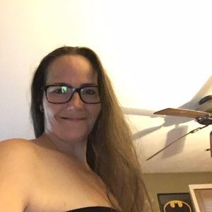 Meet your Posher, Suzanne