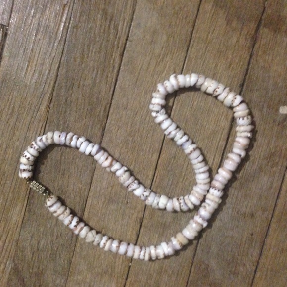 Pooka shell necklace