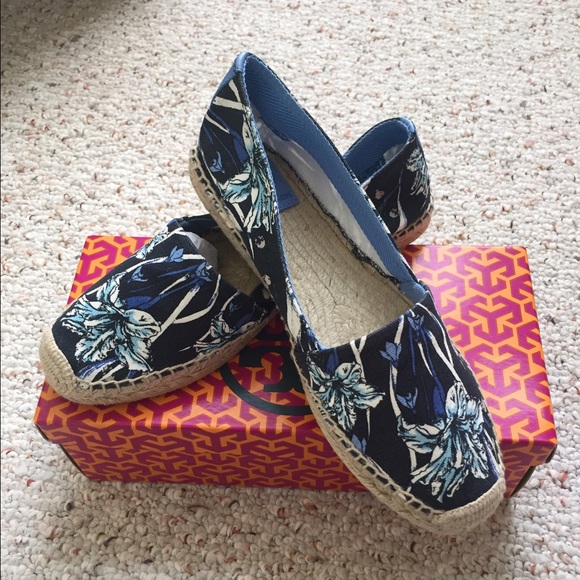 Tory Burch Shoes - NWT & NIB Tory Burch Printed Espadrilles