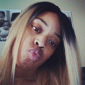 Meet your Posher, Elissa