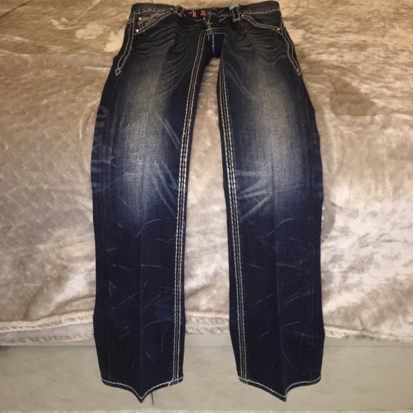 Women's Rock Revival Jeans - Picture 3 of 4