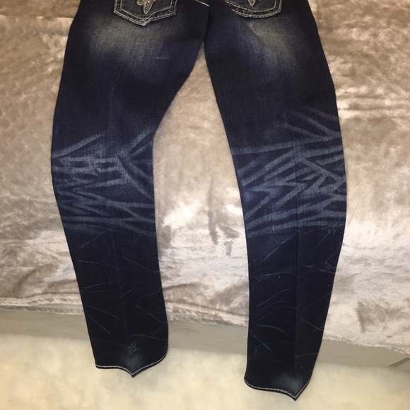 Women's Rock Revival Jeans - Picture 4 of 4