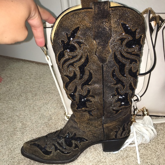 WOMENS snip toe Corral Boots - Picture 1 of 4