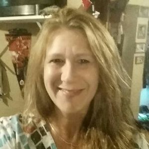 Meet your Posher, Carrie