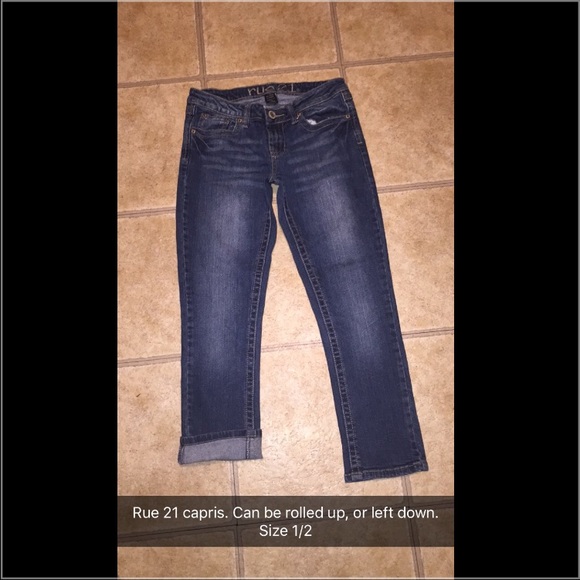 Rue 21 capris - Picture 1 of 1