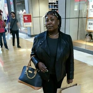 Meet your Posher, Barbara