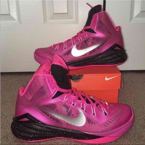 Nike Hyperdunk Breast Cancer Edition