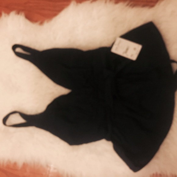 Top - Picture 2 of 3