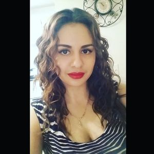 Meet your Posher, Liz