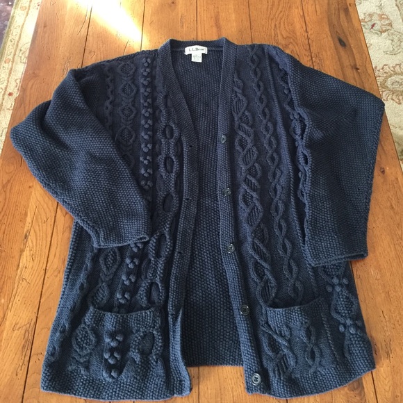 L.L. Bean Sweaters - 🚫SOLD🚫L. L. Bean cardigan navy blue cable knit