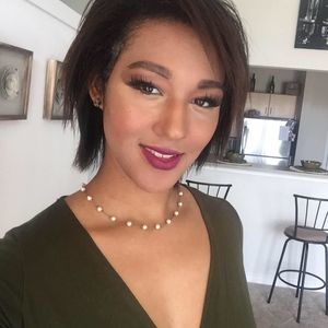 Meet your Posher, Ciera