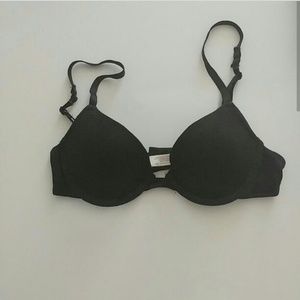 Black T-Shirt Bra