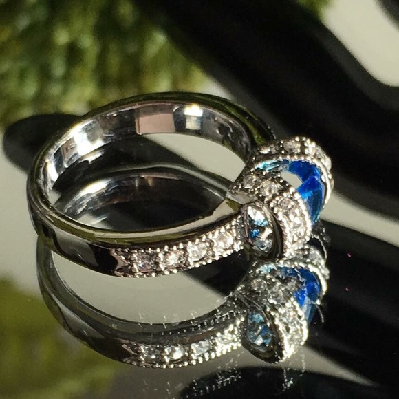 💍HOST PICK- Closet Crush Party💎Sapphire Ring