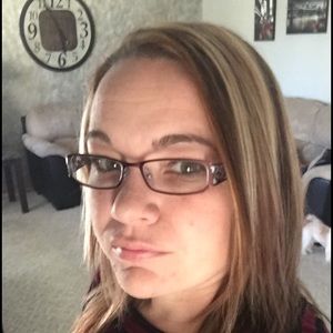 Meet your Posher, Danica